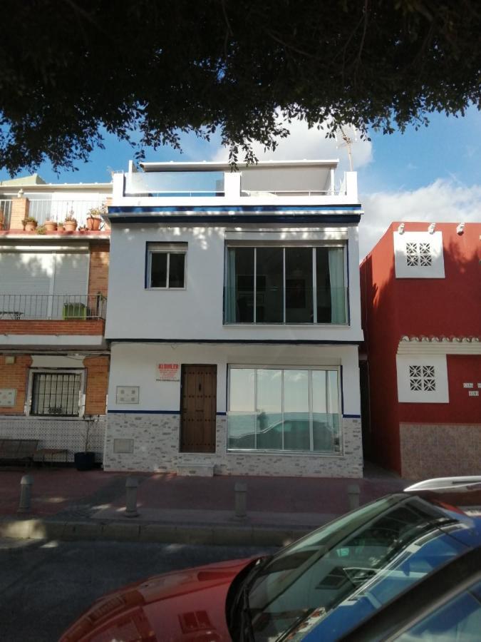 Beachfront Apartment Malaga Luaran gambar